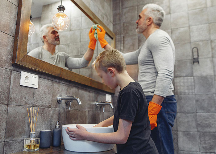 &ldquo;It Must Be Mommy&rsquo;s Day Off&rdquo;: Man Lies About His Wife Being Dead In Response To Boomer&rsquo;s Comment