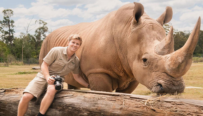 Robert Irwin Claims Cartoon Depicting Him Is &ldquo;Defamation,&rdquo; Threatens To Sue Party Leader