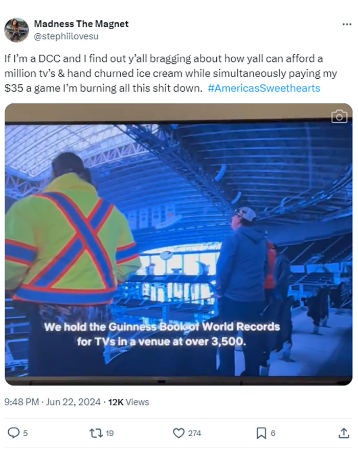 &ldquo;America&rsquo;s Sweethearts&rdquo; Sparks Outrage After Dallas Cowboys Cheerleaders Salaries Are Revealed