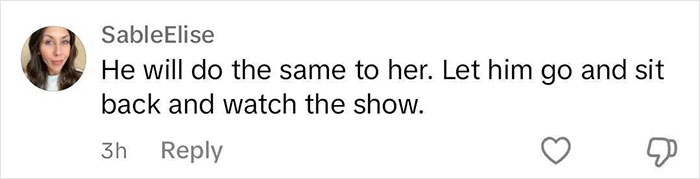 “I’m His Nine-Months-Pregnant Wife”: Woman Confronts Husband And Mistress At The Beach “I’m His Nine-Months-Pregnant Wife”: Woman Confronts Husband And Mistress At The Beach