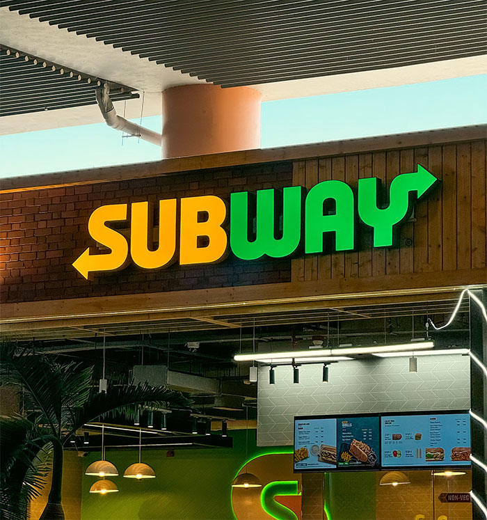 35 Times 'Karens' Were Shamed In Real Life By People Who Ran Out Of Patience