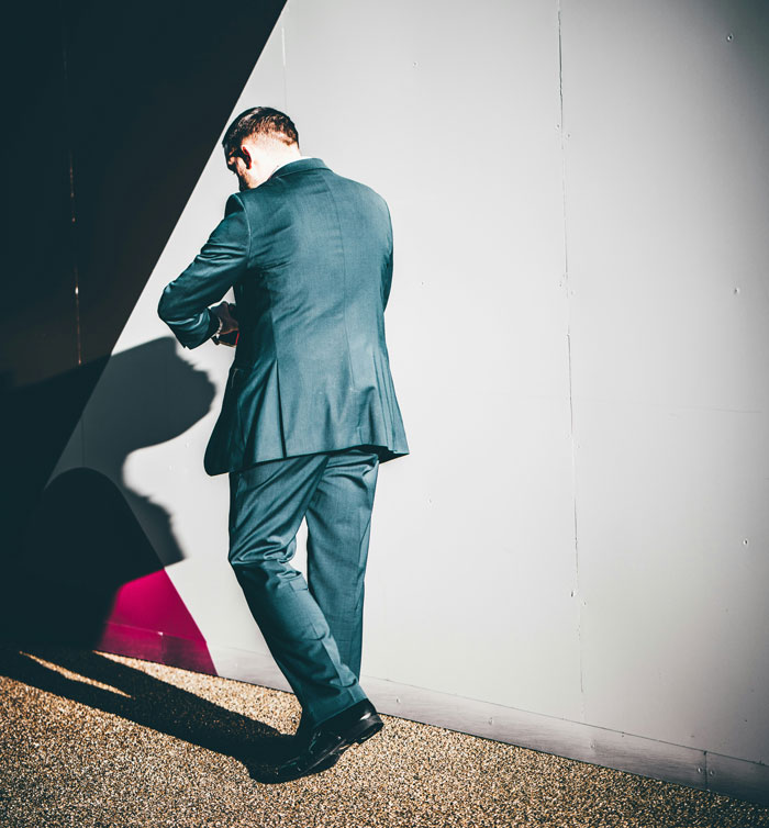 “I Dropped The Pizza”: 40 Mortifying Moments That Future Spouses Thankfully Overlooked