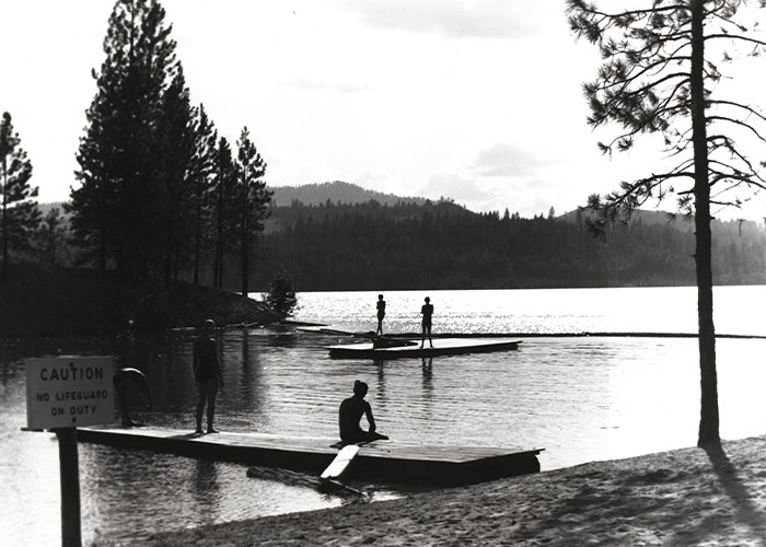 50 Things That Meant People Were Rich Back In The Day That Are Pretty Basic Today