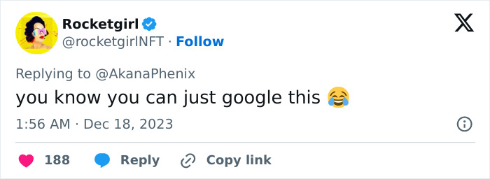 Pay-Phones-Exist-Answers-Twitter