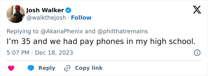 Pay-Phones-Exist-Answers-Twitter