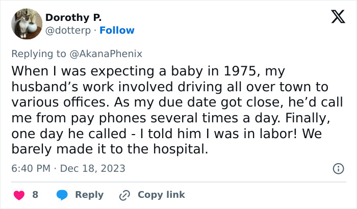 Pay-Phones-Exist-Answers-Twitter