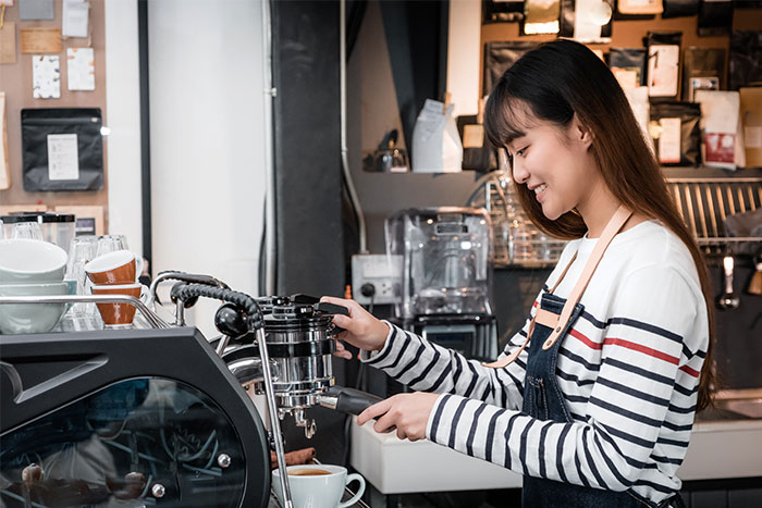 35 Times 'Karens' Were Shamed In Real Life By People Who Ran Out Of Patience