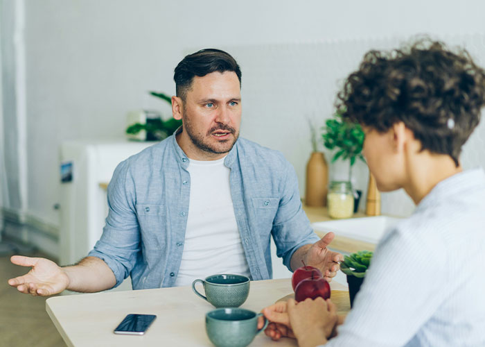 Woman Refuses To Cut Salt From Meals Completely Because Of BF&rsquo;s Blood Pressure, He Turns &ldquo;Salty&rdquo;