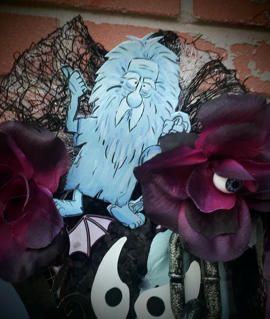 I Made A Haunted Mansion Wreath With Hitchhiking Ghosts, Madam Leota Crystal Ball, A Welcome Foolish Mortals Sign, And Many More (13 Pics) I Made A Haunted Mansion Wreath With Hitchhiking Ghosts, Madam Leota Crystal Ball, A Welcome Foolish Mortals Sign, And Many More (13 Pics)