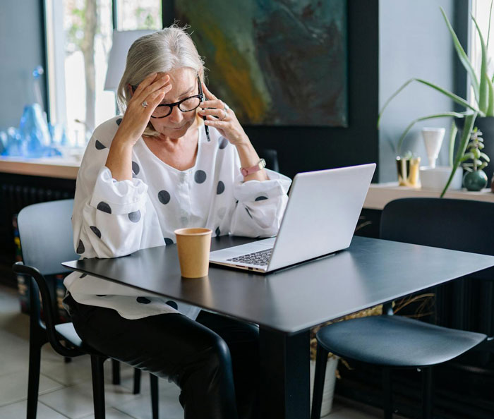 Woman Plans A Perfect Trip For Her And Best Friend Only To Be Lied To For Months And Left Alone