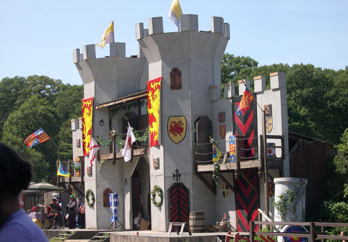 25YO Refuses To Take 12YO Sister To Renaissance Fair Because She Insists On Wearing Furry Outfit 25YO Refuses To Take 12YO Sister To Renaissance Fair Because She Insists On Wearing Furry Outfit