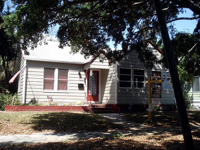 Children Ask Dad To Fund College Debts With Their Grandma's Fortune, Face A Flat-Out No From Him