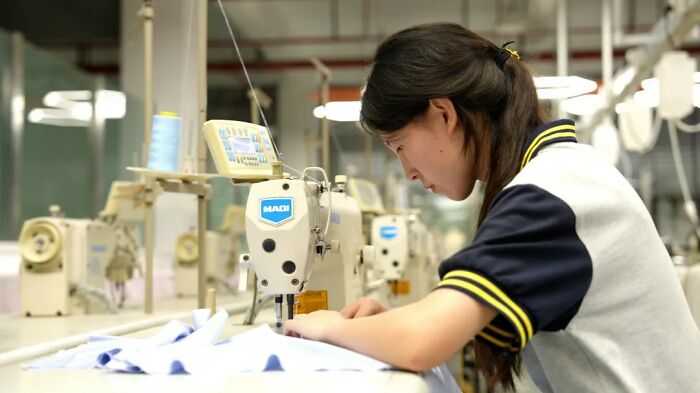 This 17 Y.O. Girl From China Stunned The Entire World With Her Achievement In Global Math Contest