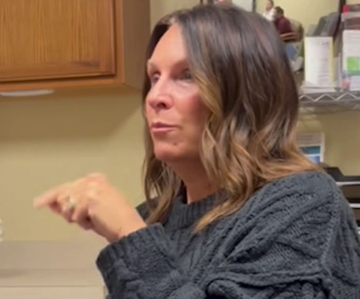 Woman Who Lost Hearing Due To M&eacute;ni&egrave;re&rsquo;s Disease Gets Cochlear Implant Turned On For The First Time