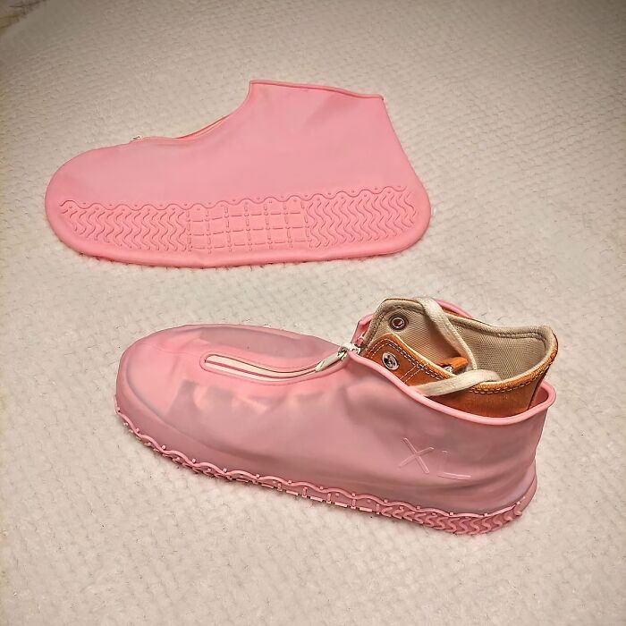 Splash Without Worry: Waterproof Shoe Covers For Rainy Day Adventures