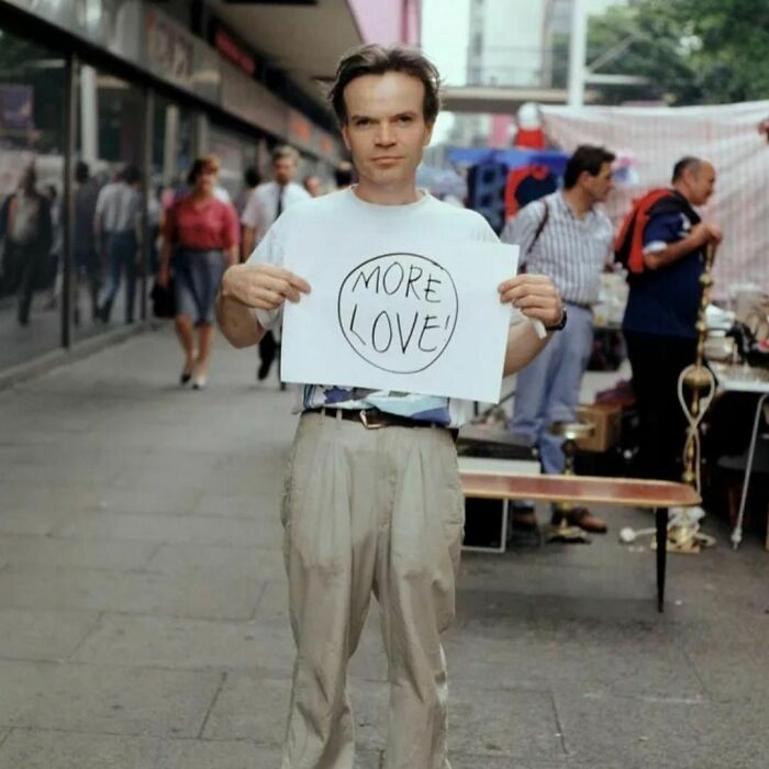 In 1992-93, Gillian Wearing Took Her Camera To The Streets Of London