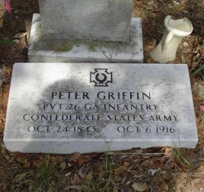 Tombstone of Peter Griffin, Confederate States Army, "Pics That Go Hard" page, with engraved dates and symbol.