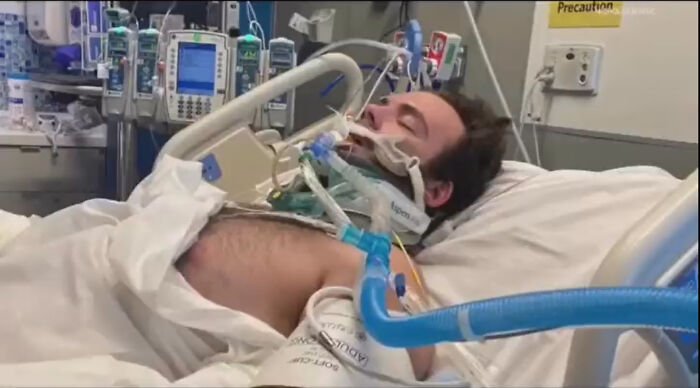 Nicholas Bostic, A 25-Year-Old Pizza Delivery Driver, Was Driving Along A Street In Lafayette, Indiana At Midnight When He Noticed A Two-Story House On Fire, He Feared That There Were People Inside But Didn't Have His Phone With Him To Call 911. He Decided To Enter The Home Himself
