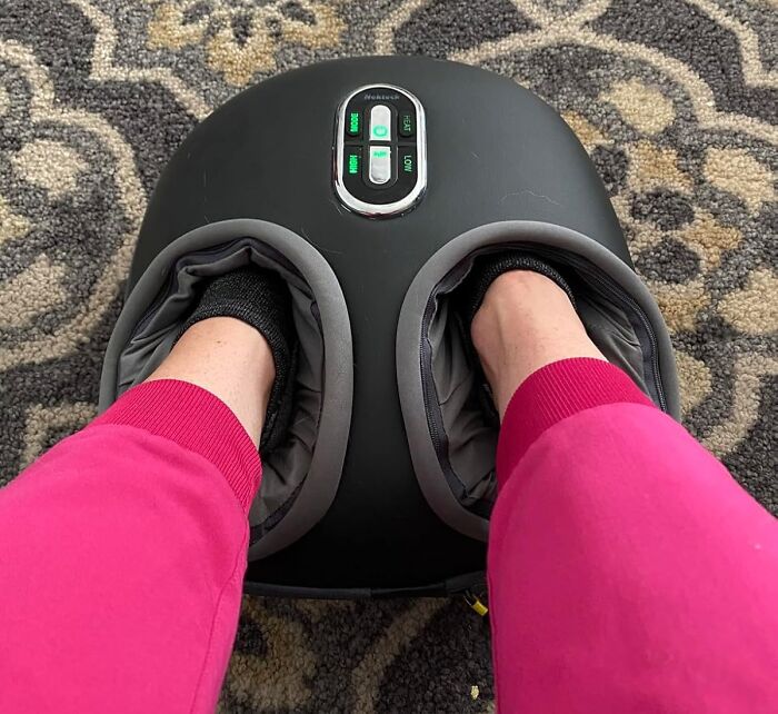This Nekteck Foot Massager Is The Perfect Way To Unwind After A Long Day On Your Feet – Simply Slip Them In And Let The Soothing Heat And Shiatsu Massage Work Their Magic