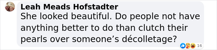 Susan Sarandon’s Daughter Brilliantly Shuts Down Trolls Over Her Wedding Dress Cleavage Susan Sarandon’s Daughter Brilliantly Shuts Down Trolls Over Her Wedding Dress Cleavage