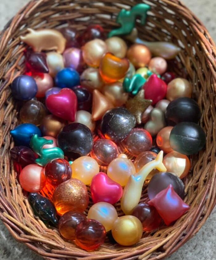 90s-Bathroom-Aesthetics