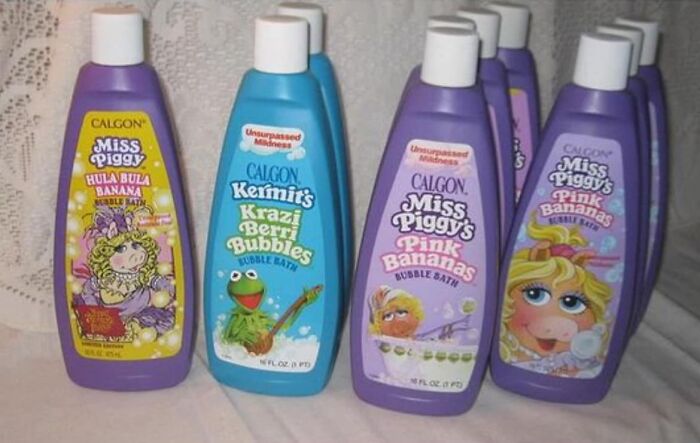 90s-Bathroom-Aesthetics