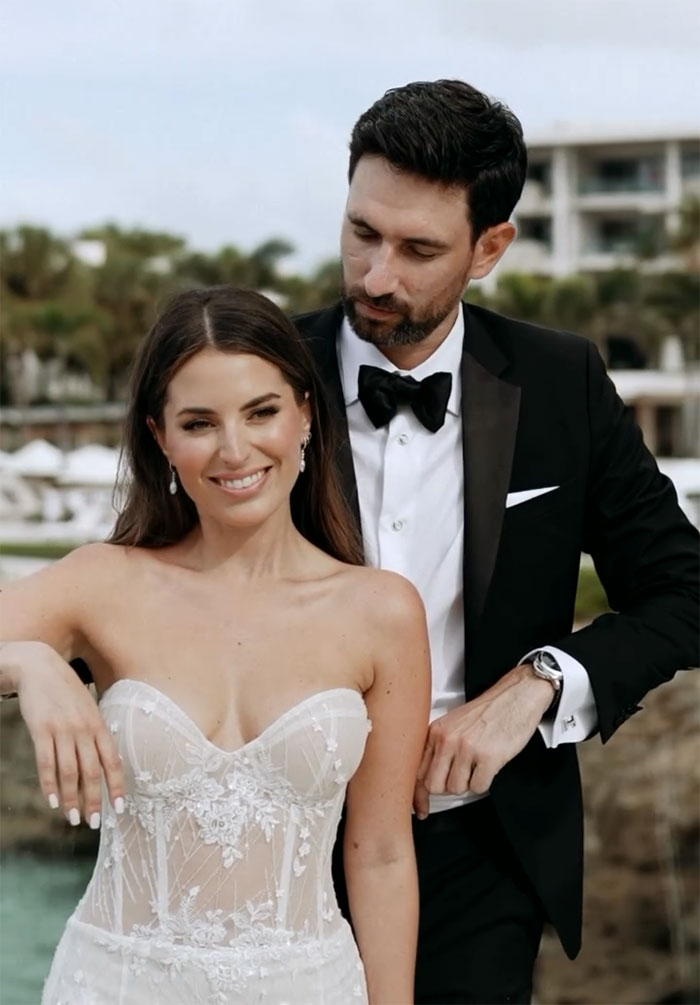 &ldquo;Bridezilla&rdquo; Enraged After Wedding Photographer Nearly Made Her Look Like Simpsons Character