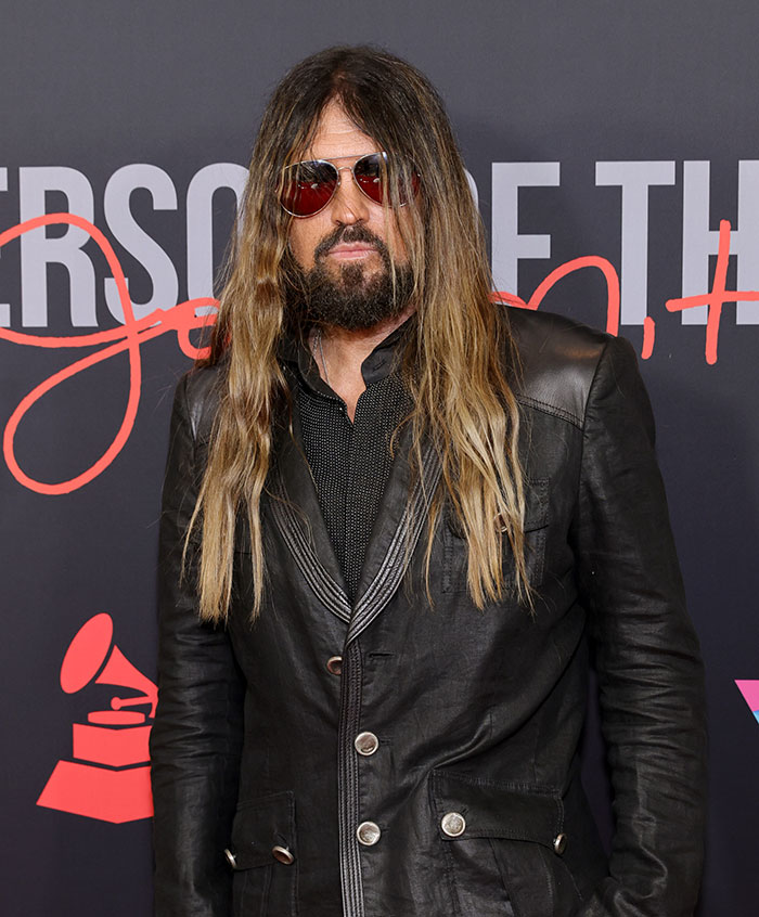 Miley Cyrus Called &ldquo;Devil&rdquo; And Worse By Father Billy Ray In New Bombshell Audio