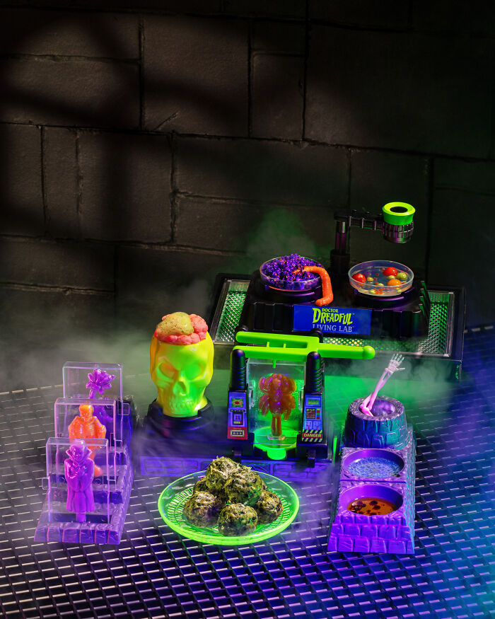 I Challenged 6 Chefs To Create Meals Inspired By Nostalgic Cooking Toys From The 1960s-2000s I Challenged 6 Chefs To Create Meals Inspired By Nostalgic Cooking Toys From The 1960s-2000s