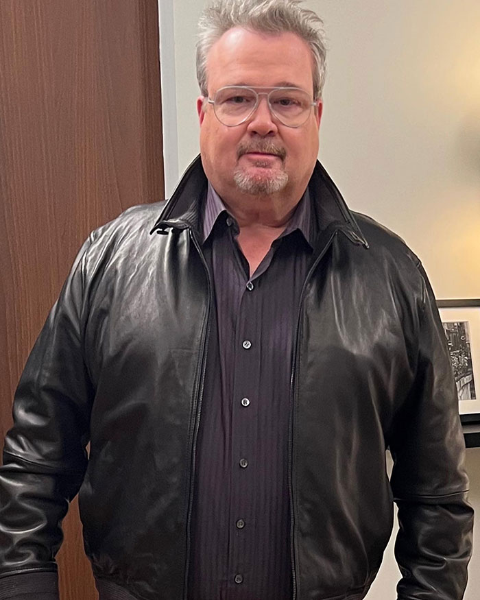 He Is “Nasty”: Modern Family’s Eric Stonestreet Called The “Worst Guest” Ever By Podcast Host He Is “Nasty”: Modern Family’s Eric Stonestreet Called The “Worst Guest” Ever By Podcast Host