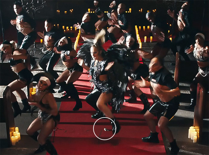 &ldquo;How Did This Get Past Editing?&rdquo;: Fans Claim Tampon Falls Out In JoJo Siwa Music Video