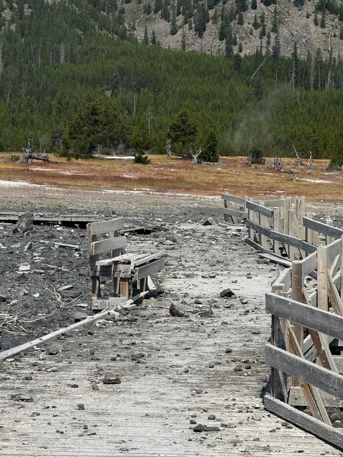 Terrified Tourists Run For Their Lives During Hydrothermal Explosion At Yellowstone National Park Terrified Tourists Run For Their Lives During Hydrothermal Explosion At Yellowstone National Park