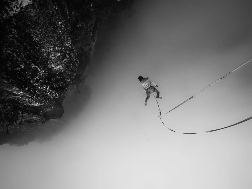 Silver In Other: "Kevin Molano Ph - Submerged In The Mist" By Kevin Oswaldo Molano Alarcón