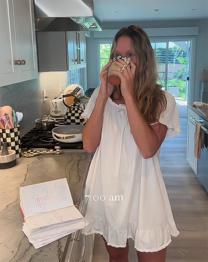 Woman Viciously Trolled Online After Sharing A Day Of Cooking And Eating The &ldquo;Ancestral Diet&rdquo;