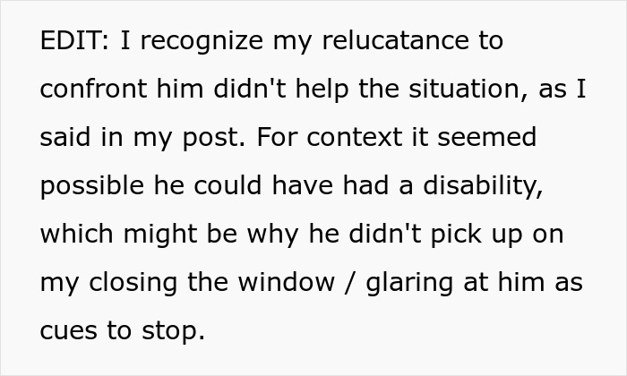Stinky Guy Keeps Leaning On Woman During Flight, She Just About Starts Screaming At Him Stinky Guy Keeps Leaning On Woman During Flight, She Just About Starts Screaming At Him
