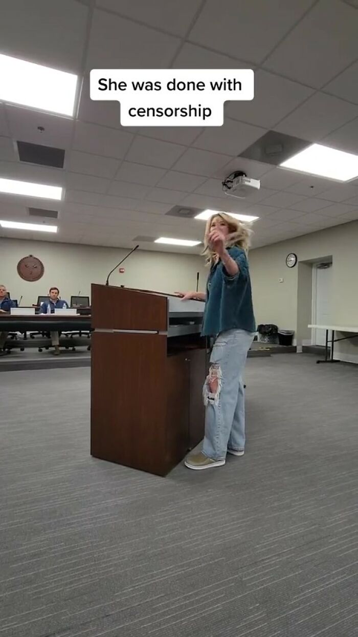 Woman Puts Christian Hypocrisy On Display In Public Meeting, Criticizes Evangelical Anti-LGBT views