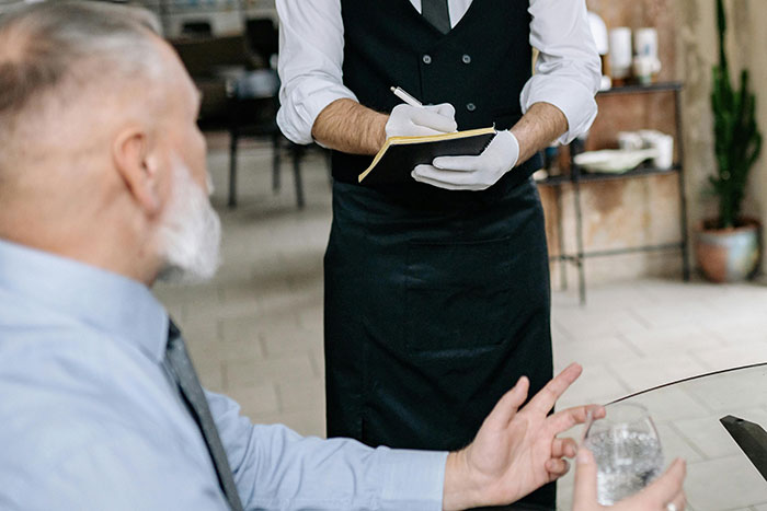 “I Was So Mad I Wrote My First Ever Google Review”: 35 Restaurant Horror Stories