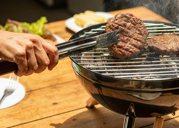 Allergic Person Receives Menu For Upcoming In-Law Dinner Party, Takes It As An Insult