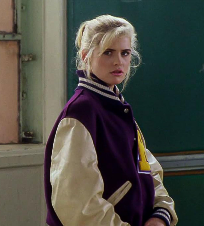 "I Immediately Knew": Lyft Driver Details Chilling Encounter With Possible Vampires