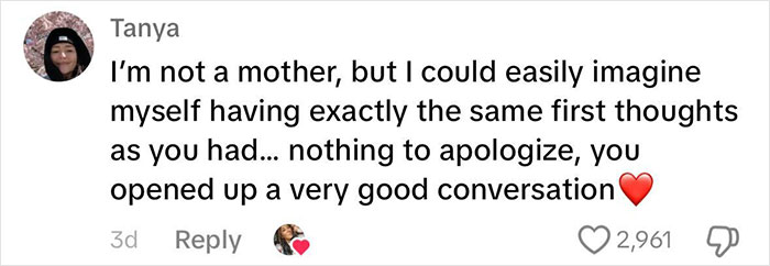 Woman Gets A Reality Check After Complaining Daughter&rsquo;s Swimsuit Is &ldquo;Inappropriate&rdquo;