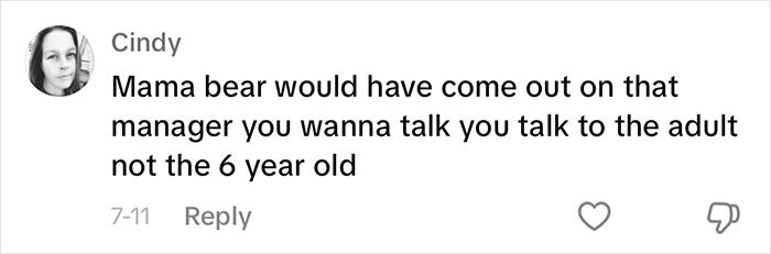 Mom Is In Shambles After Witnessing Her 6 Y.O. Being Body-Shamed By Chick-fil-A Worker Mom Is In Shambles After Witnessing Her 6 Y.O. Being Body-Shamed By Chick-fil-A Worker
