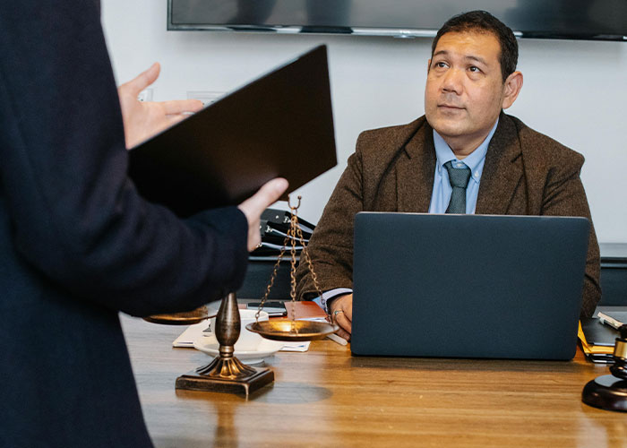 Person Boarding A Plane Finds Out Their Colleague Is Searching For Them At Their Home Person Boarding A Plane Finds Out Their Colleague Is Searching For Them At Their Home