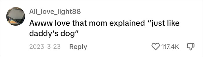 Netizens Have Their Hearts Melt As This Mom Wholesomely Stops Her Girl From Petting Service Dog Netizens Have Their Hearts Melt As This Mom Wholesomely Stops Her Girl From Petting Service Dog