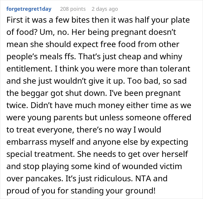 Man Called Selfish And Heartless For Not Sharing Half Of His Food With A Pregnant Woman