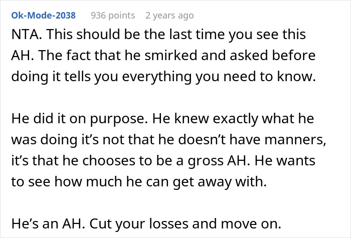 Man Eats Bruschetta And Pasta With Hands, Makes GF Leave The Restaurant Embarrassed Man Eats Bruschetta And Pasta With Hands, Makes GF Leave The Restaurant Embarrassed