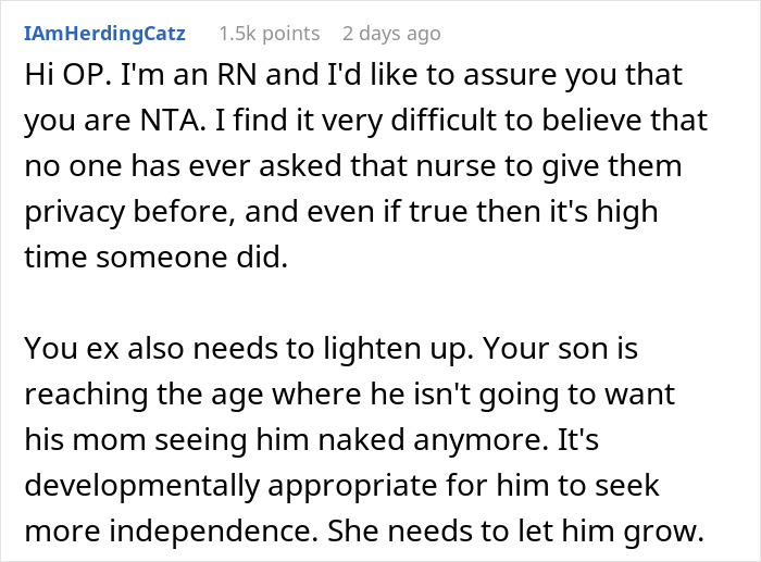 Man Tells Everyone To Leave So 9YO Son Could Dress Up, Gets Called Out By Nurse And Ex-Wife Man Tells Everyone To Leave So 9YO Son Could Dress Up, Gets Called Out By Nurse And Ex-Wife