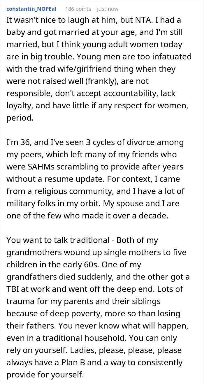 Pregnant Woman Is Asked To Be A Stay-At-Home Mom By Her BF, She Can't Hold Back Laughter Pregnant Woman Is Asked To Be A Stay-At-Home Mom By Her BF, She Can't Hold Back Laughter