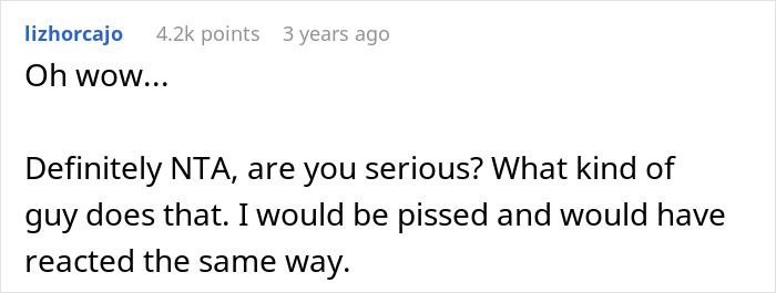 Woman’s Family And Friends' Opinions Split As She Rejects Proposal, Seeks Advice Online Woman’s Family And Friends' Opinions Split As She Rejects Proposal, Seeks Advice Online