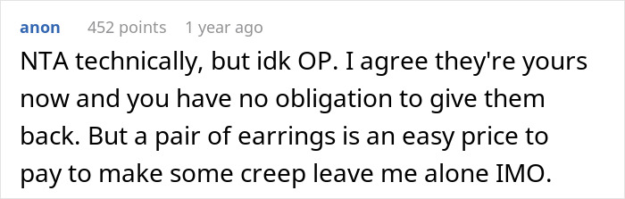 Woman Breaks Things Off With &lsquo;Friend With Benefits&rsquo;, Won&rsquo;t Return His Expensive Gifts, He&rsquo;s Furious