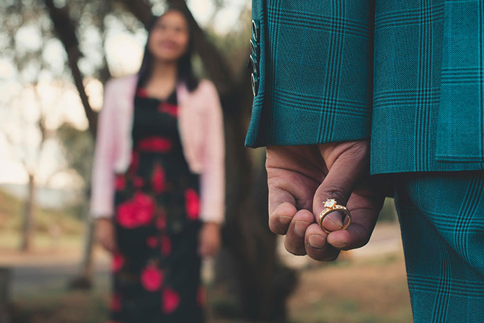 45 Time People Popped The Question And Had To Put The Ring Back In Their Pocket